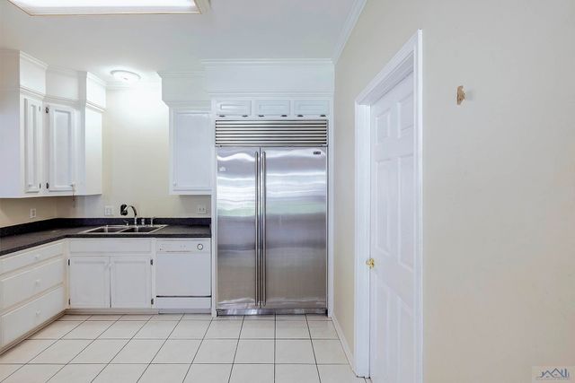 526 South French Quarter Drive, Houma, LA 70364