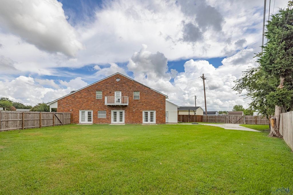 526 South French Quarter Drive, Houma, LA 70364