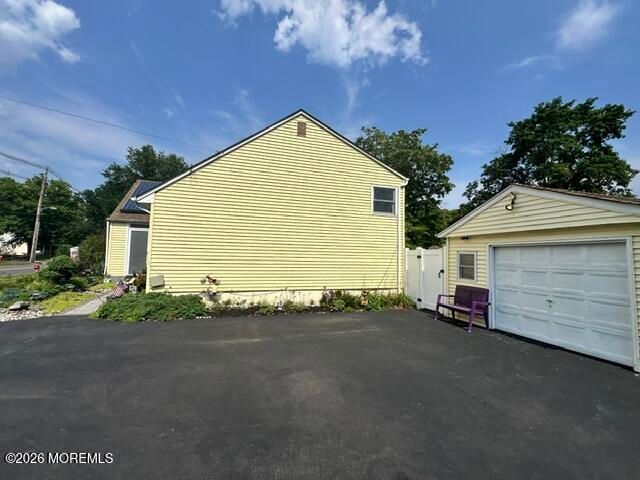 227 Old Stage Road, Spotswood, NJ 08884