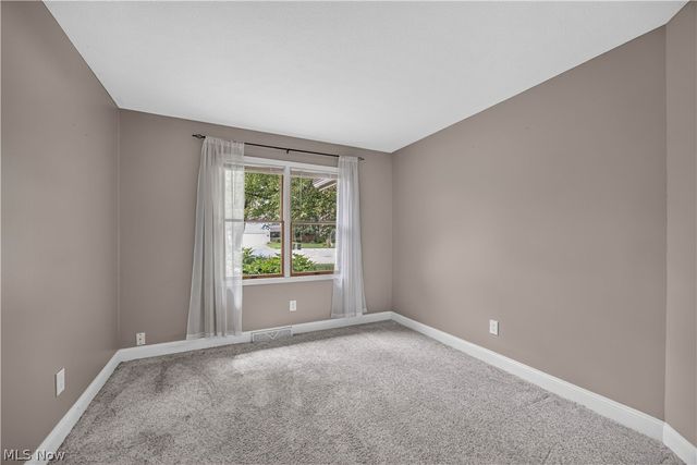 237 Butternut Lane, Berea, OH 44017