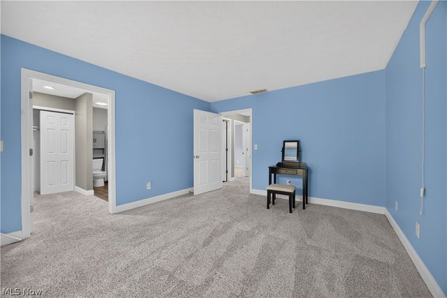 237 Butternut Lane, Berea, OH 44017