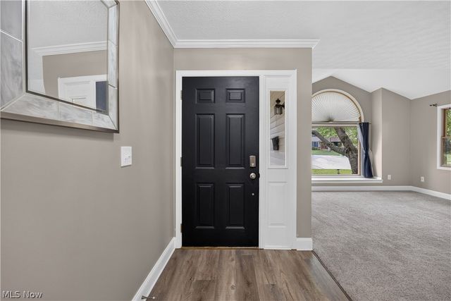 237 Butternut Lane, Berea, OH 44017