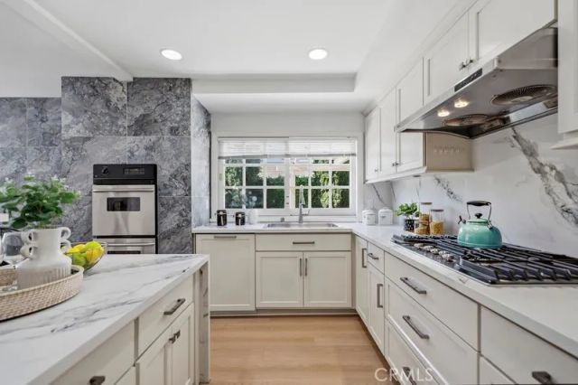 22141 Comanche, Lake Forest, CA 92630