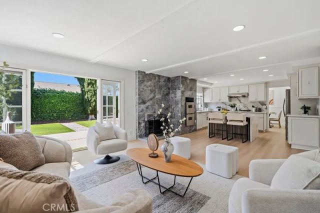 22141 Comanche, Lake Forest, CA 92630