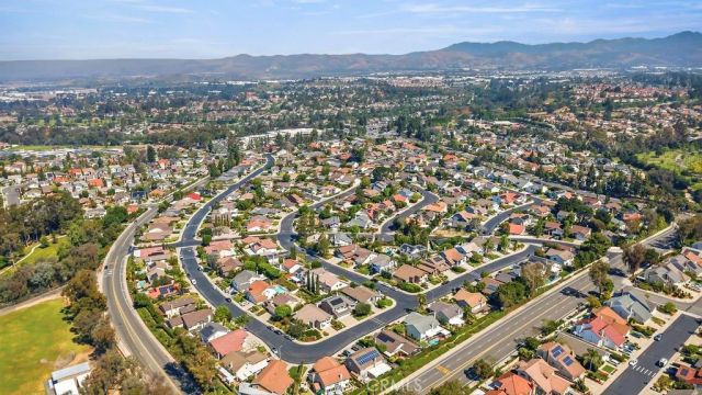 22141 Comanche, Lake Forest, CA 92630