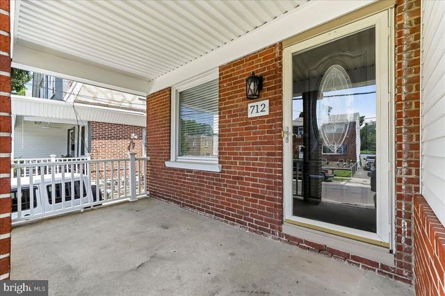 712 PUSEY AVE, Collingdale, PA 19023