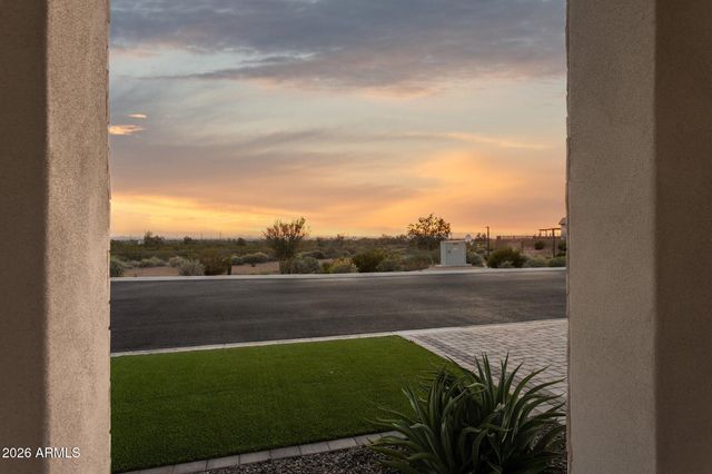 8134 E JASMINE Street, Mesa, AZ 85207