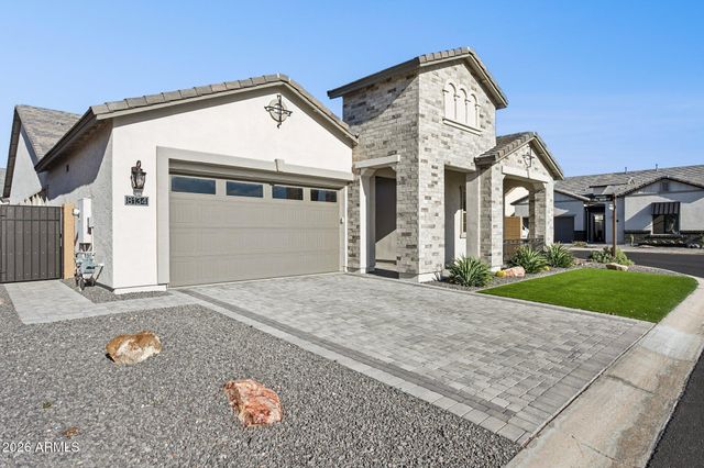 8134 E JASMINE Street, Mesa, AZ 85207