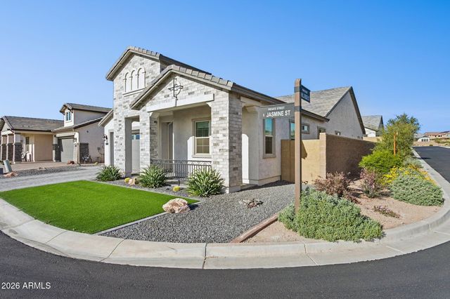 8134 E JASMINE Street, Mesa, AZ 85207