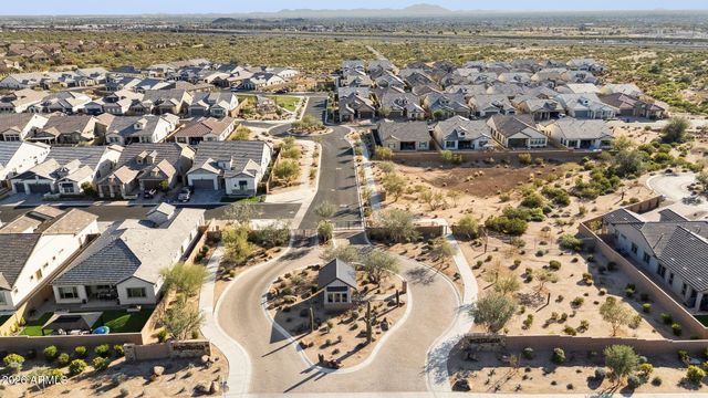8134 E JASMINE Street, Mesa, AZ 85207