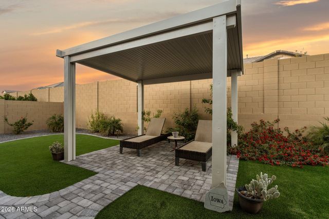 8134 E JASMINE Street, Mesa, AZ 85207