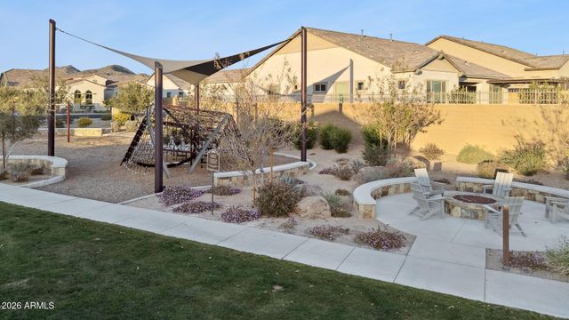 8134 E JASMINE Street, Mesa, AZ 85207