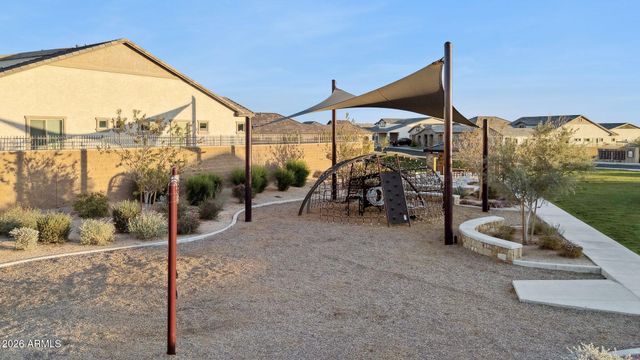8134 E JASMINE Street, Mesa, AZ 85207