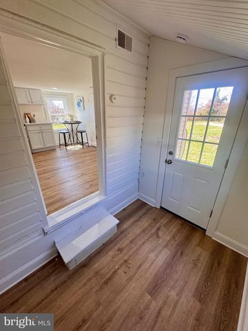 821 LARKIN, New Castle, DE 19720