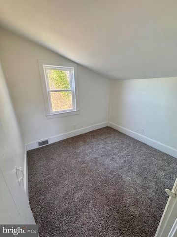 821 LARKIN, New Castle, DE 19720