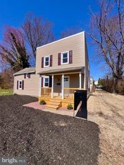 821 LARKIN, New Castle, DE 19720