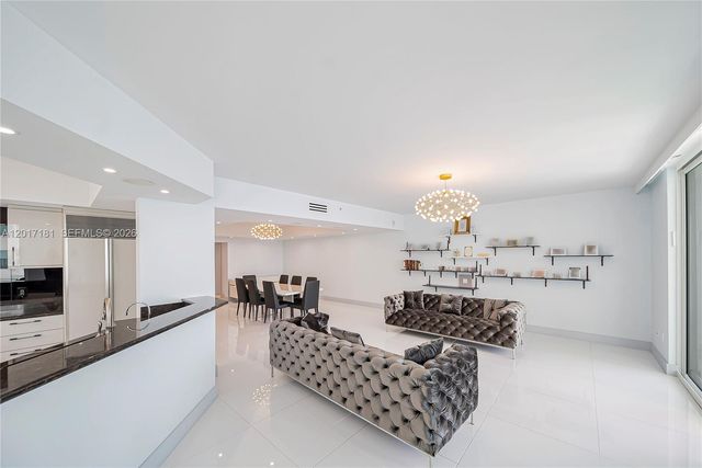 3301 NE 183rd St 1209, Aventura, FL 33160