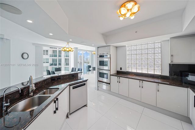 3301 NE 183rd St 1209, Aventura, FL 33160