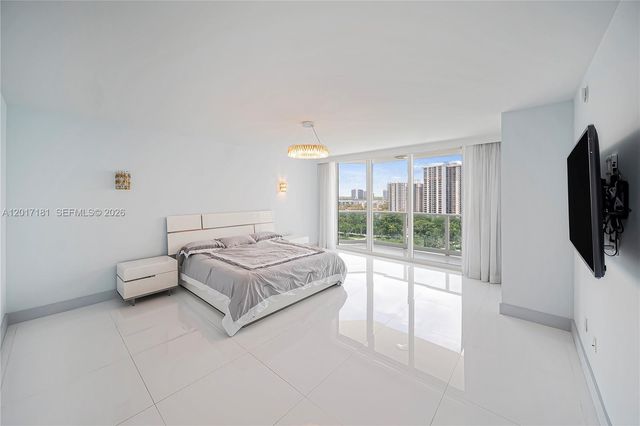 3301 NE 183rd St 1209, Aventura, FL 33160