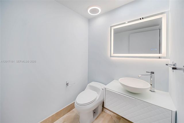 3301 NE 183rd St 1209, Aventura, FL 33160