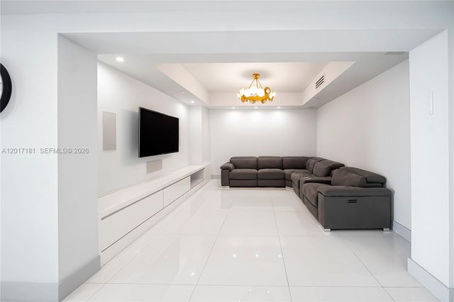 3301 NE 183rd St 1209, Aventura, FL 33160