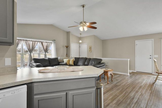 1418 S Walnut Street, Janesville, WI 53546