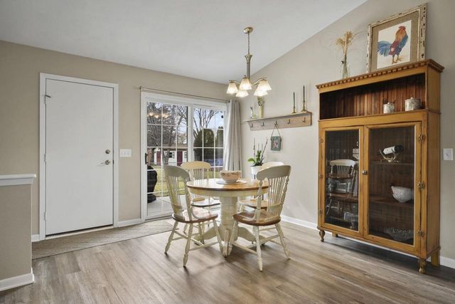 1418 S Walnut Street, Janesville, WI 53546