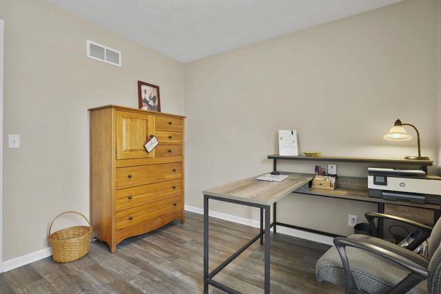 1418 S Walnut Street, Janesville, WI 53546