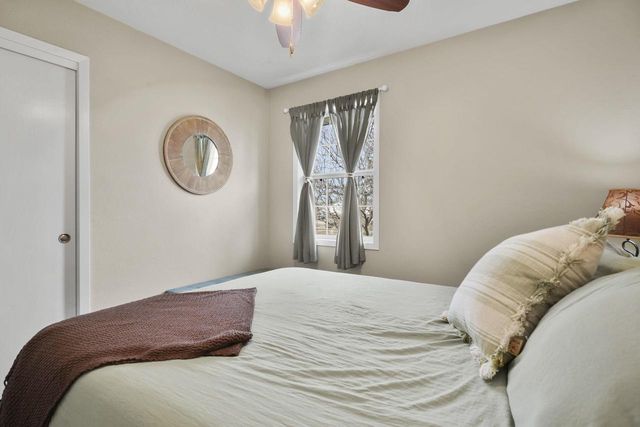 1418 S Walnut Street, Janesville, WI 53546