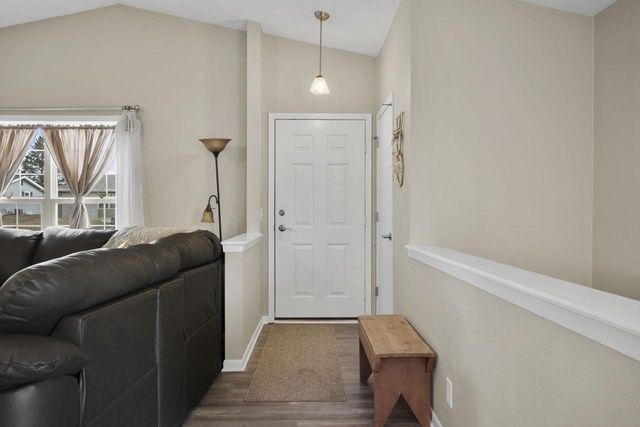 1418 S Walnut Street, Janesville, WI 53546