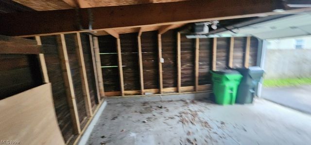 1353 Avondale, South Euclid, OH 44121