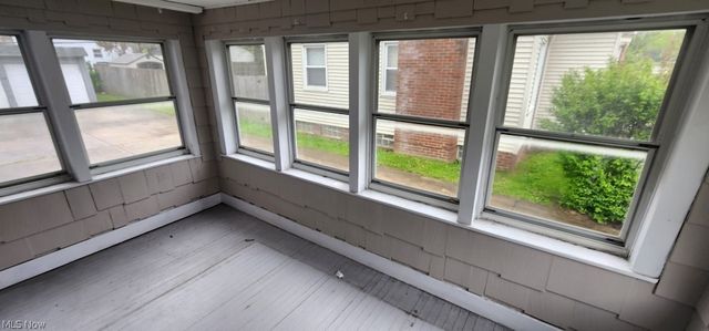 1353 Avondale, South Euclid, OH 44121
