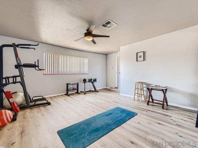 13147 Shenandoah Dr, Lakeside, CA 92040