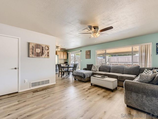 13147 Shenandoah Dr, Lakeside, CA 92040