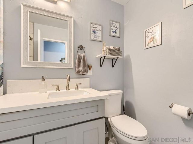 13147 Shenandoah Dr, Lakeside, CA 92040