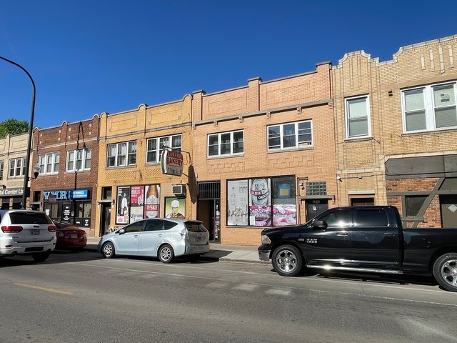 3012 N Laramie Avenue, Chicago, IL 60641