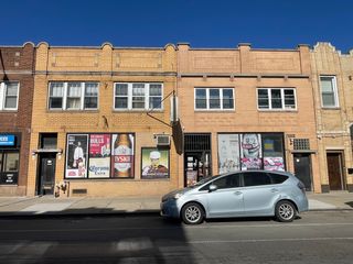 3012 N Laramie Avenue, Chicago, IL 60641
