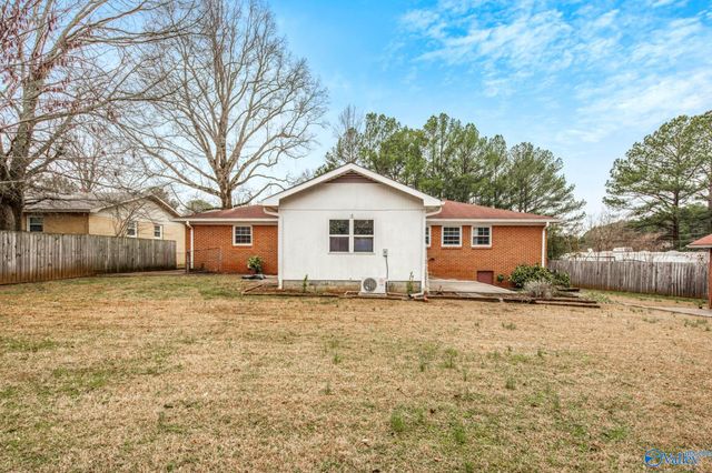 1818 Carson Lane, Huntsville, AL 35816