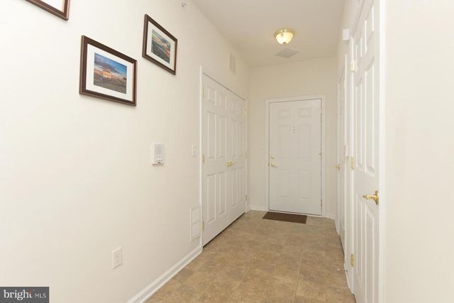 331 TIMBERLAKE DR, Ewing, NJ 08618