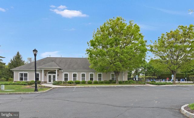 331 TIMBERLAKE DR, Ewing, NJ 08618