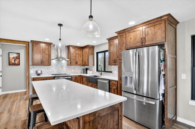 493 Spring Creek Road, Clever, MO 65631