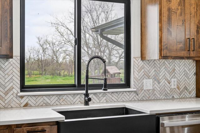 493 Spring Creek Road, Clever, MO 65631