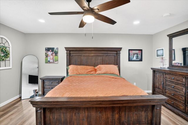 493 Spring Creek Road, Clever, MO 65631