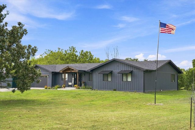 493 Spring Creek Road, Clever, MO 65631
