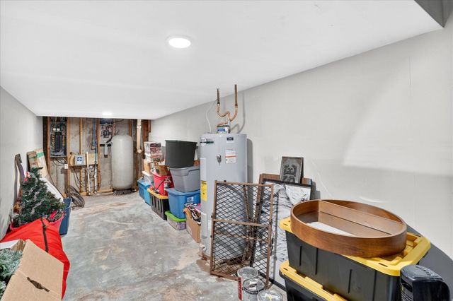 493 Spring Creek Road, Clever, MO 65631