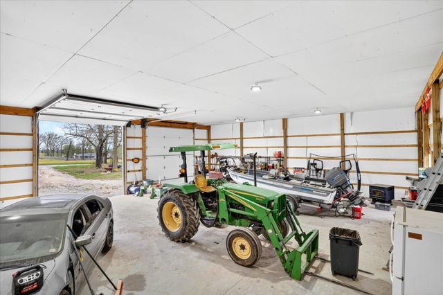493 Spring Creek Road, Clever, MO 65631