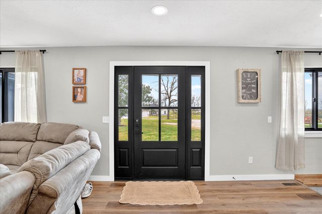 493 Spring Creek Road, Clever, MO 65631