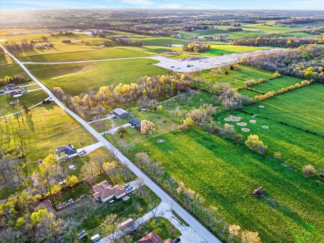 493 Spring Creek Road, Clever, MO 65631