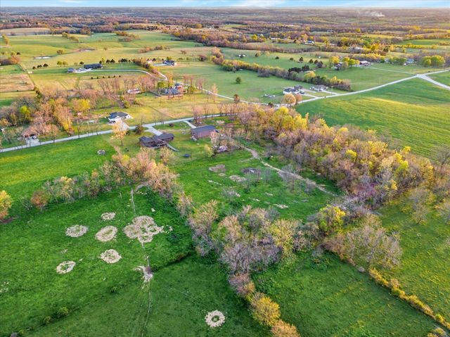 493 Spring Creek Road, Clever, MO 65631