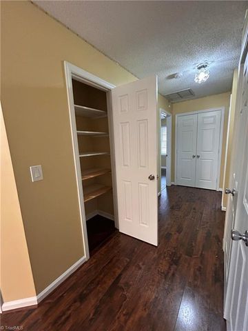 6721 River Hills Drive, Greensboro, NC 27410